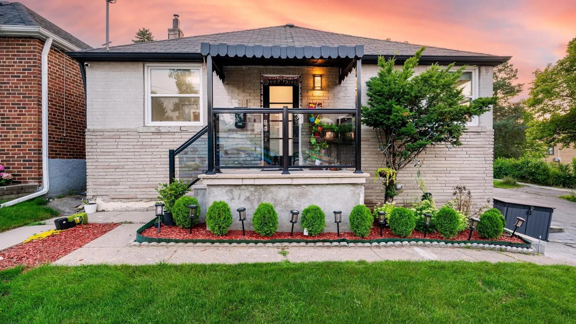 Resort-Like 4Br 3Ba Near Downtown, Four Seasons Hot Tub, Gym, King Bed Toronto Kanada