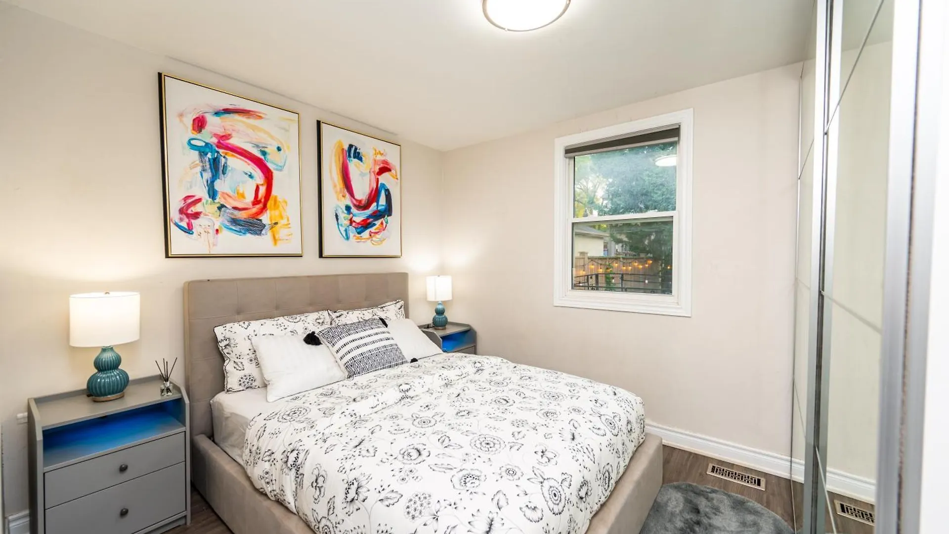 Resort-Like 4Br 3Ba Near Downtown, Four Seasons Hot Tub, Gym, King Bed Toronto 0*,