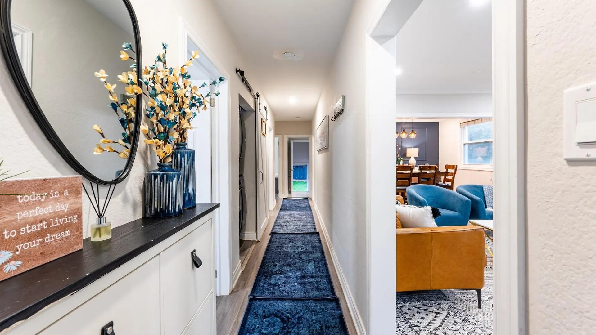 Apartment Resort-Like 4Br 3Ba Near Downtown, Four Seasons Hot Tub, Gym, King Bed Toronto Canada